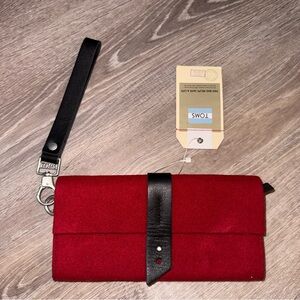 TOMS Red Aubergine Foldover Wristlet heavy felt wallet Black Strap Accent NWT